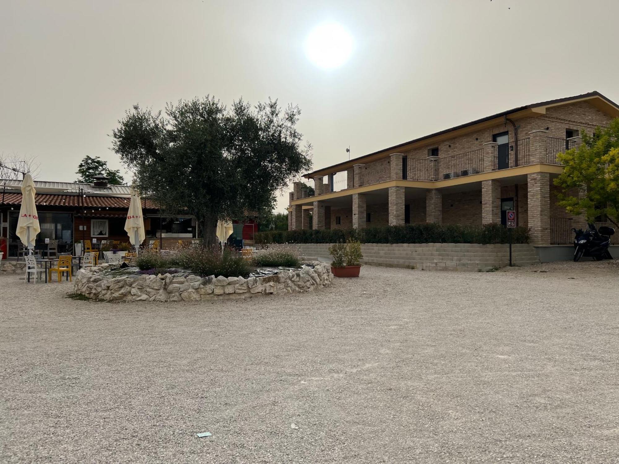 Ll Crinale Village Colli del Tronto Exteriör bild